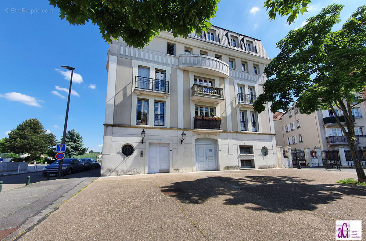 Appartement à THIAIS