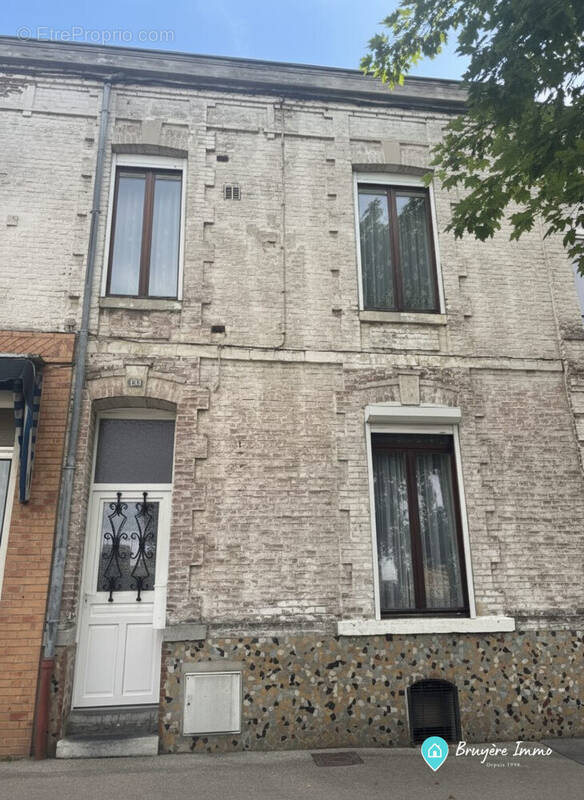 Maison à HIRSON