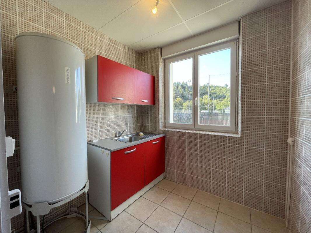 Appartement à SAINT-PRIEST-TAURION