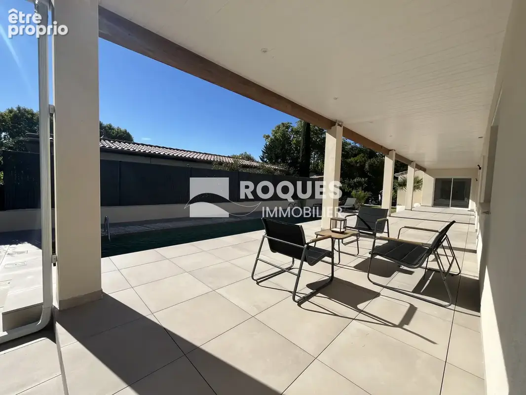 A vendre, villa contemporaine de 220m2 sur un terrain de 1306m2, Bédarieux - photo 19