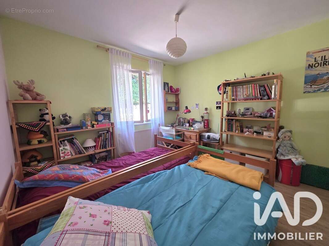 Maison 107 m² à Saint-Etienne  - photo 5