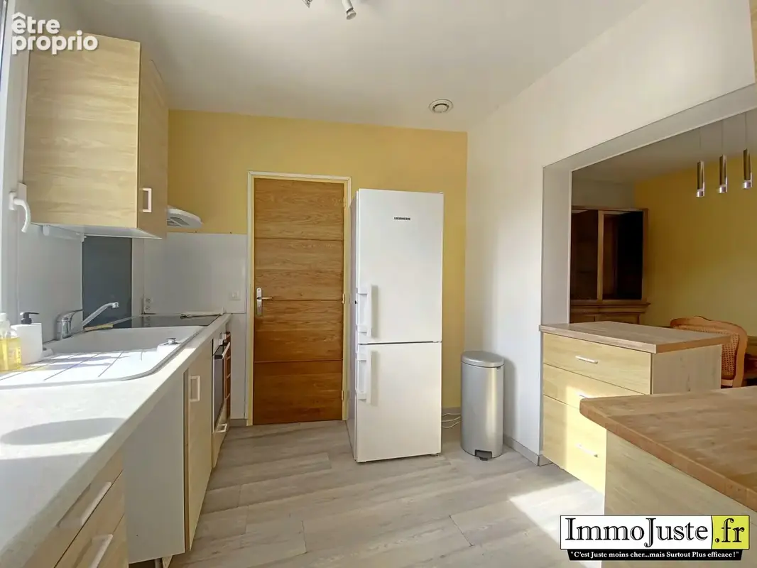 Maison 5 pièces 91 m² à vendre à Les Essarts-Le-Roi (78690) - photo 8