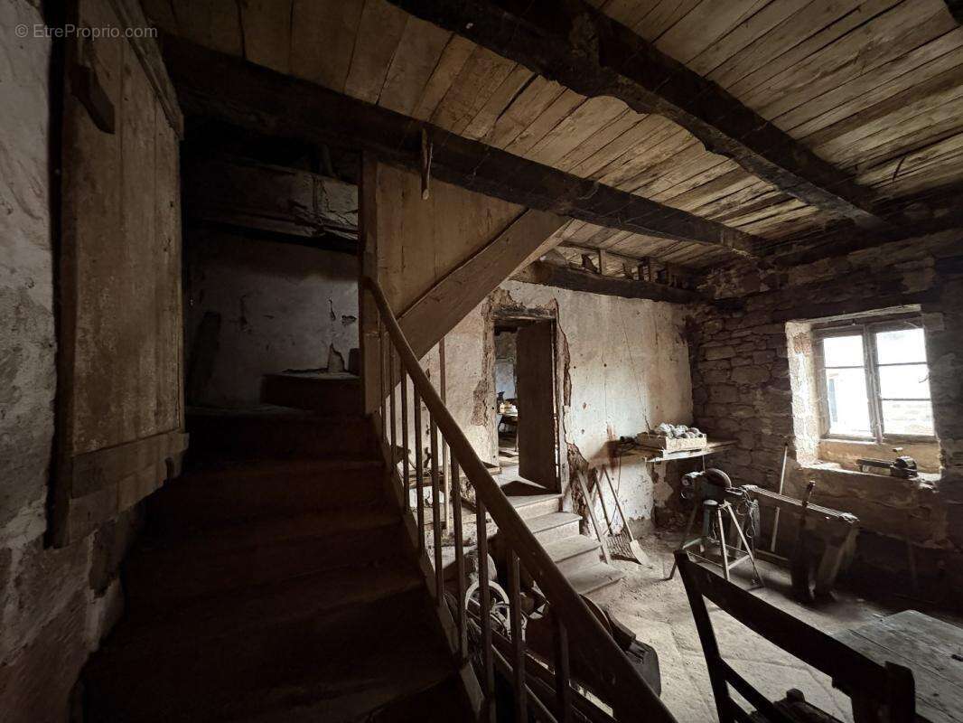 Maison à SAINT-AULAIRE