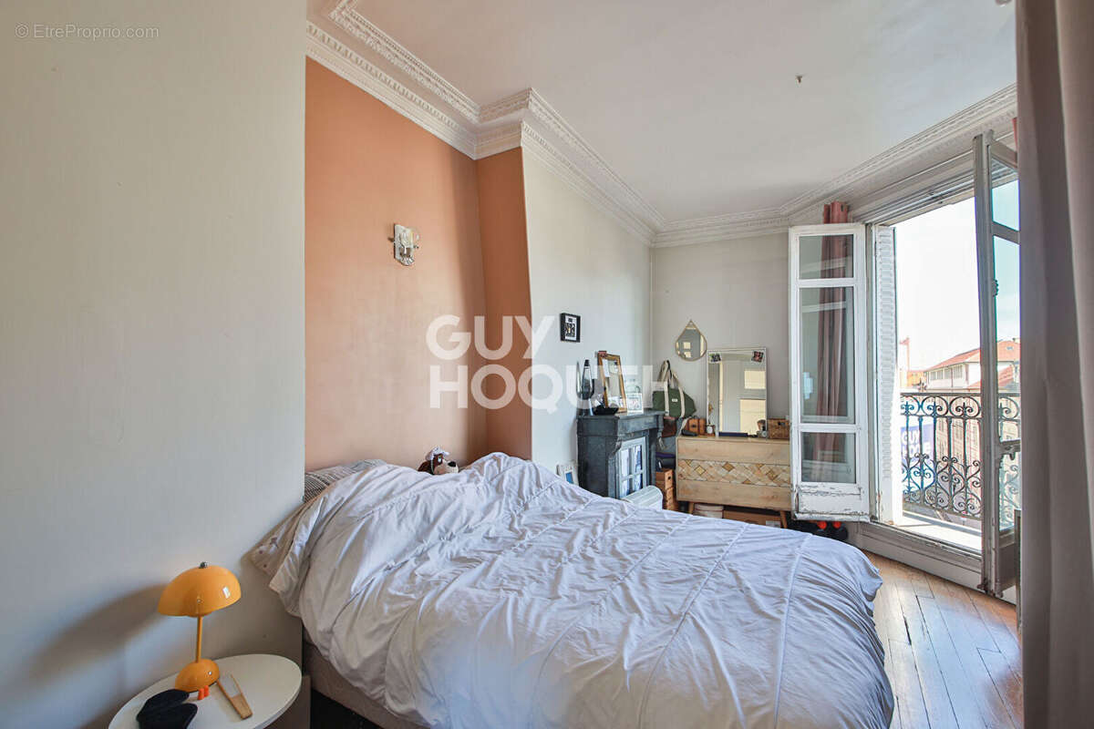 Appartement à PARIS-15E