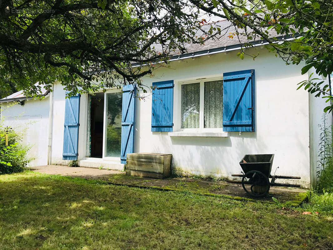 Maison à LA CHAPELLE-DES-MARAIS