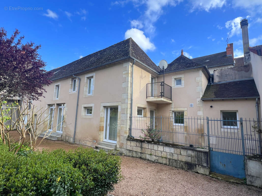 Appartement à SAINT-AMAND-MONTROND