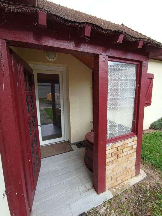 Maison à LIERNOLLES