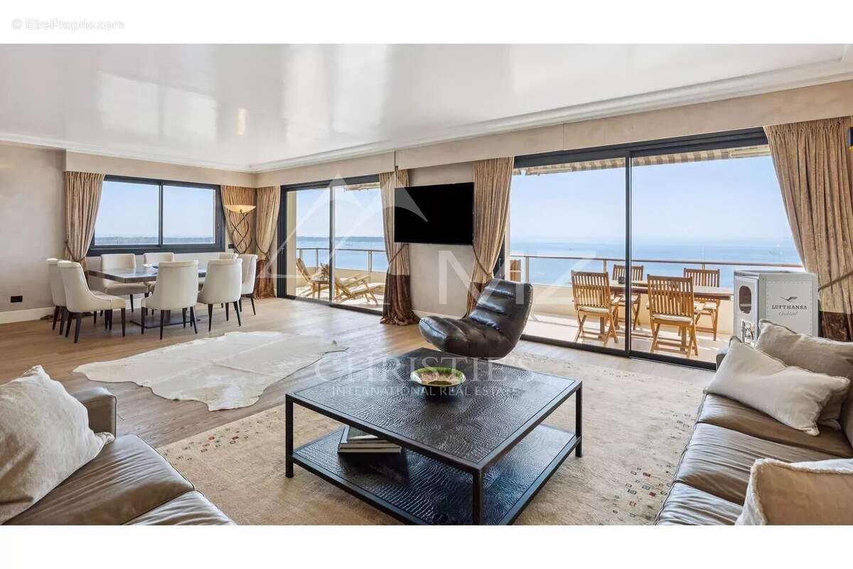 Superbe appartement d'angle à la vue mer époustouflante - photo 2