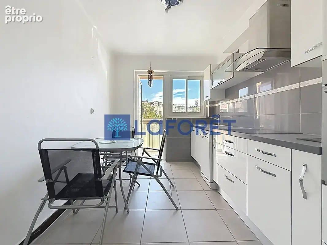 Appartement 3 pièces traversant à vendre à Draguignan, proche écoles et centre-ville - photo 6