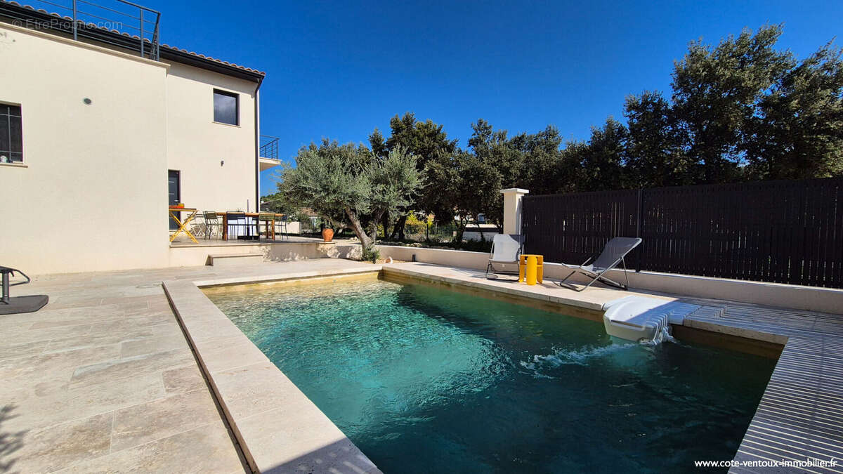 Maison à VACQUEYRAS