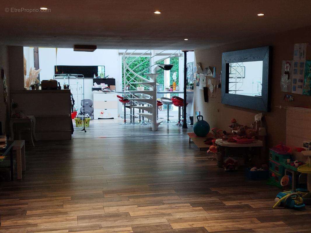 Maison à DAMPIERRE-LES-CONFLANS