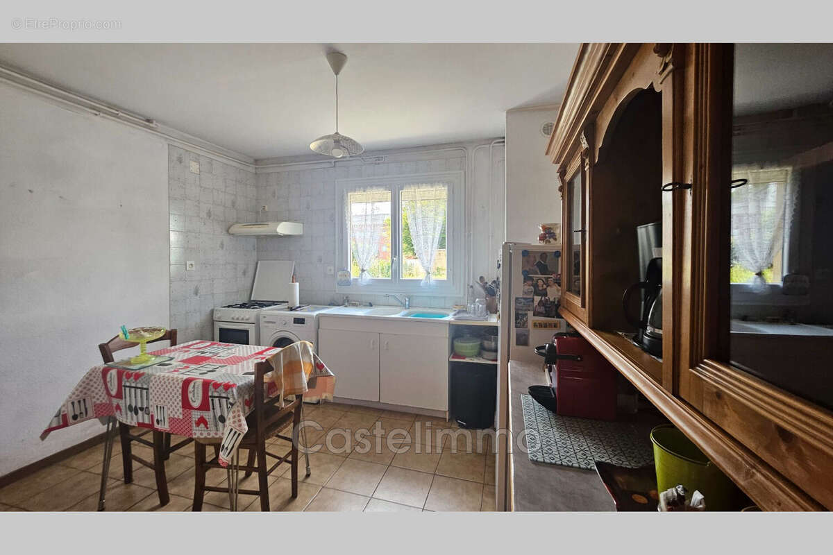 Maison 145 m² à Castelsarrasin  - photo 7