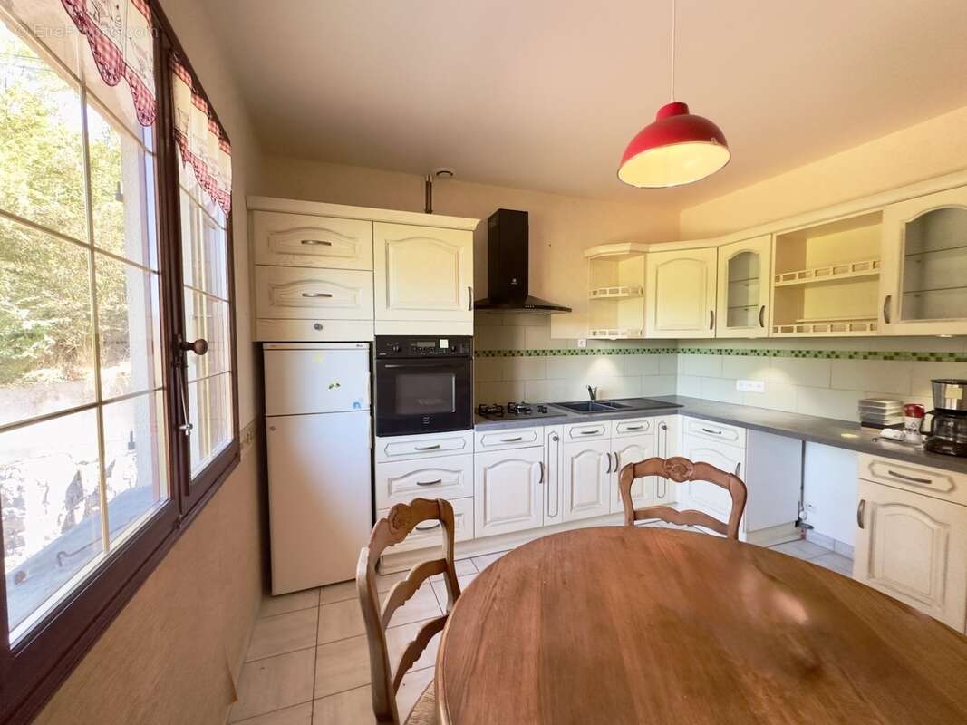 Maison 6 pièces avec terrain de 4 700 m² – Bord de rivière, belle vue sur la campagne – Bretteville-sur-Laize (14) - photo 19