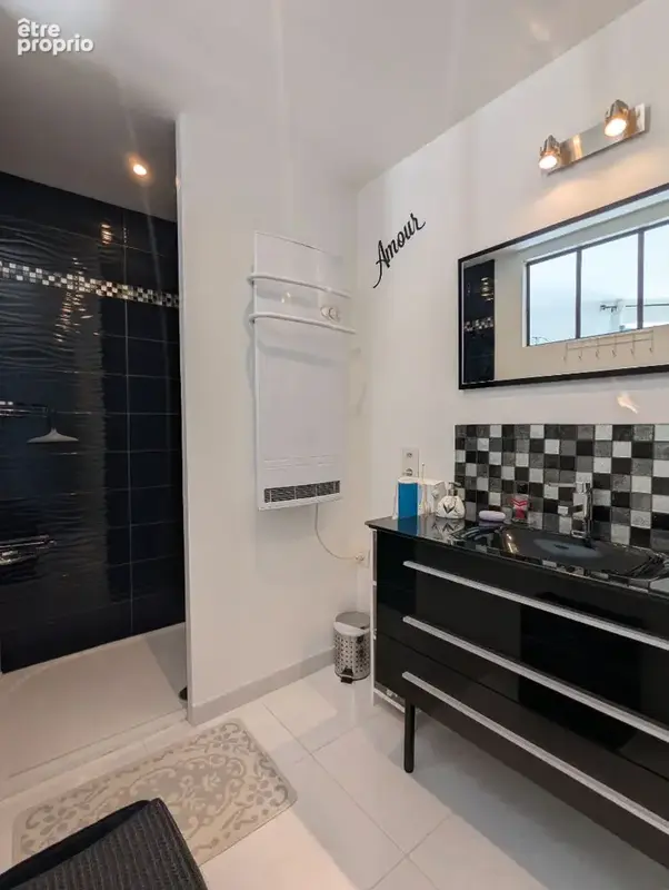 SILLANS la Cascade, maison de village 82 m², 3 pièces au calme - photo 10