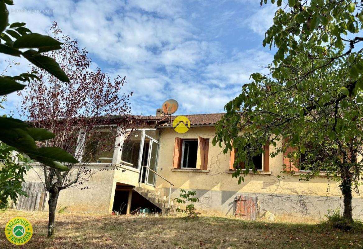 Maison à SAINTE-ALVERE