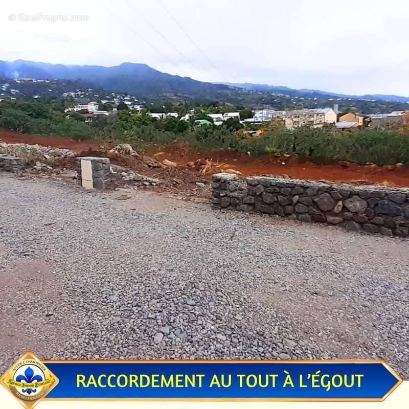 Terrain à SAINT-DENIS