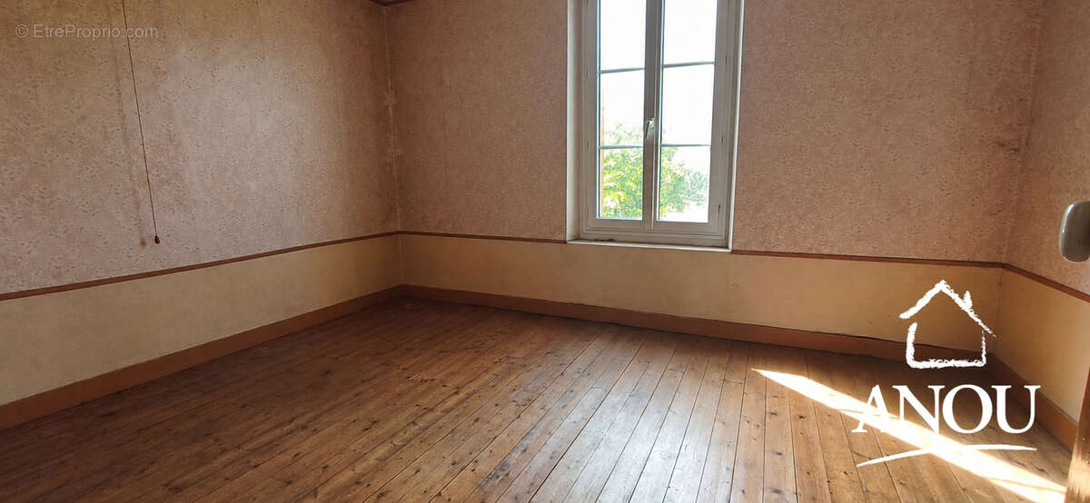 Maison a renover avec jardin - ideal investissement locatif - photo 6