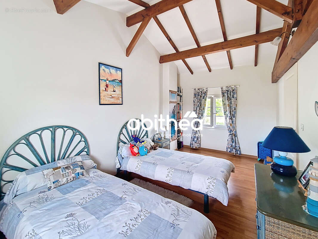 Maison à SAINT-GEORGES-DE-DIDONNE