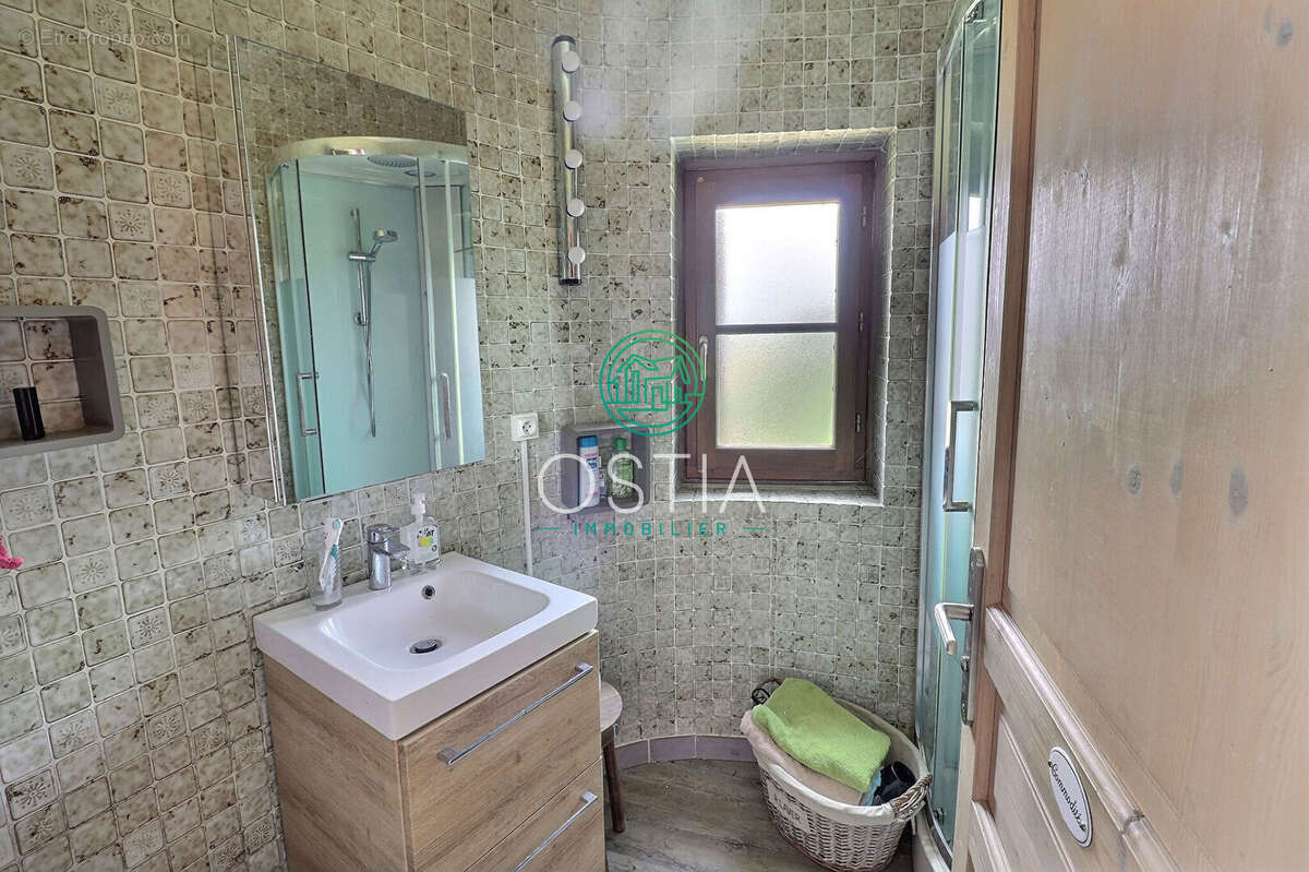 Ferme St Paul En Jarez - En.136m² - photo 9