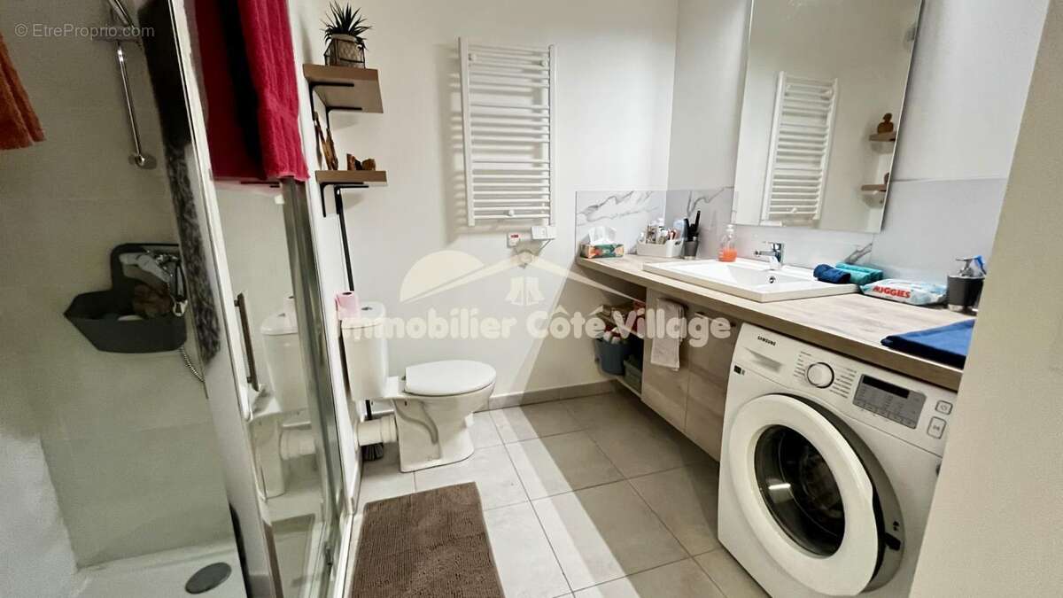 Appartement à SAINT-ANDRE-DE-LA-ROCHE