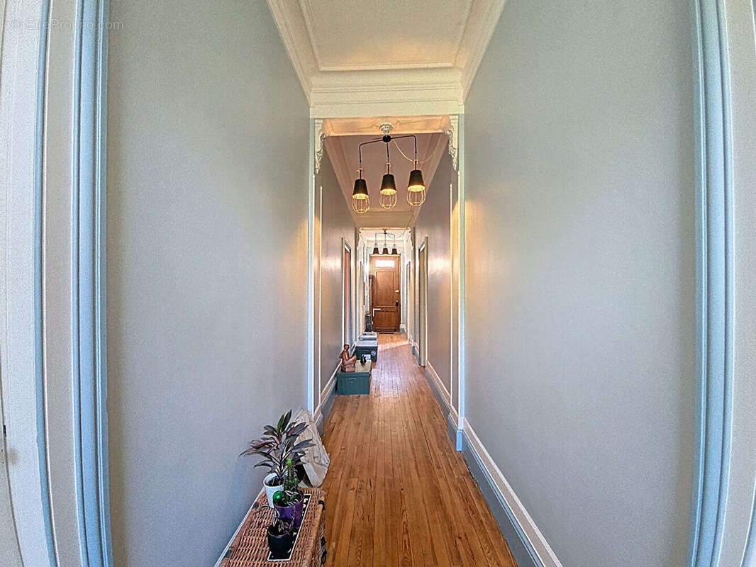 Maison à SAINT-MACAIRE