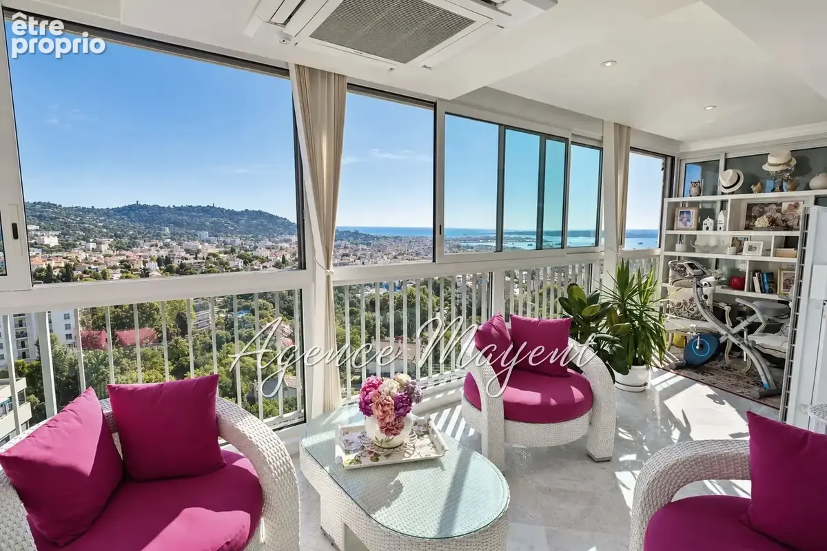 Appartement 3 pièces 98 m² à vendre à Cannes (06400) - photo 2