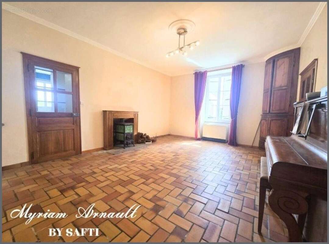 Maison 189 m² à Le Grand-Bourg  - photo 8