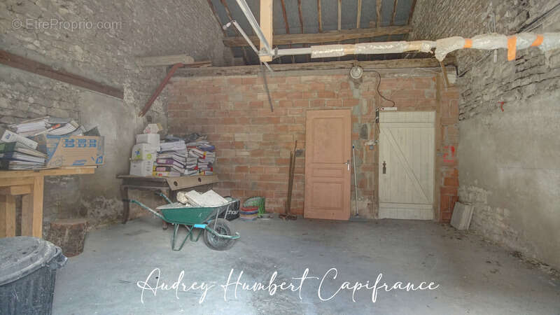 Maison à VIGNEULLES-LES-HATTONCHATEL