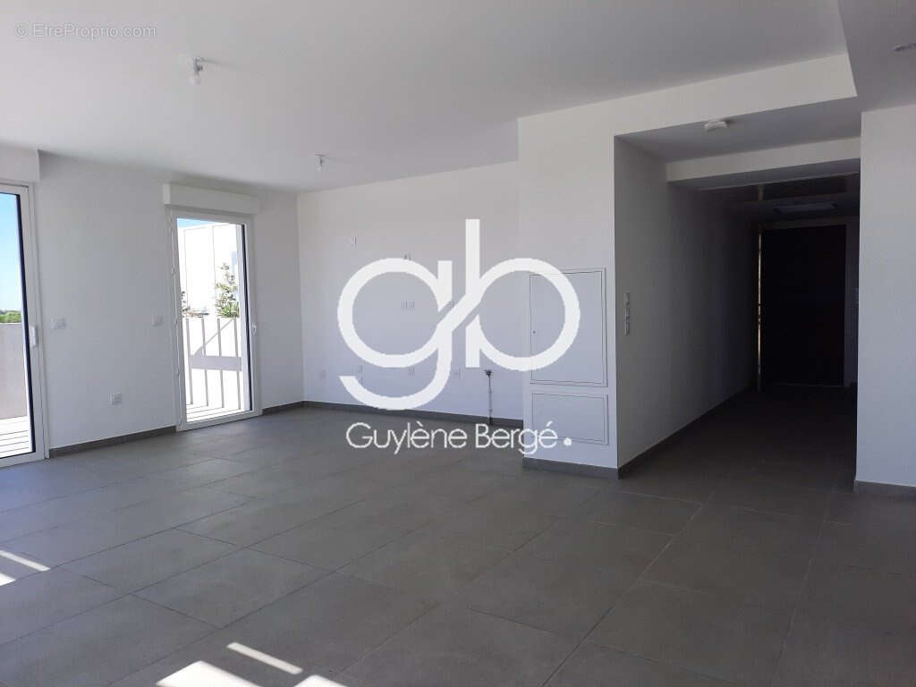 Appartement à LATTES