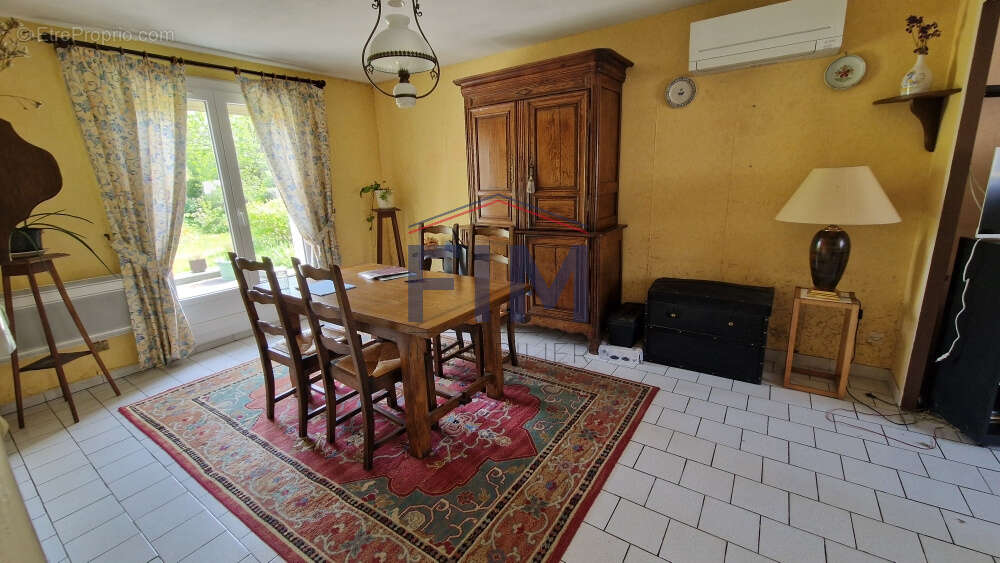 Maison à FORMERIE