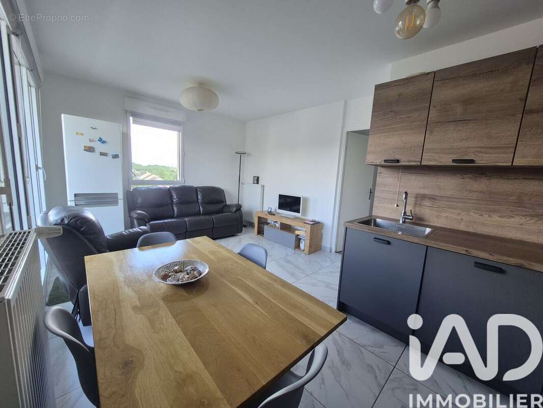 Photo 2 - Appartement à CERGY