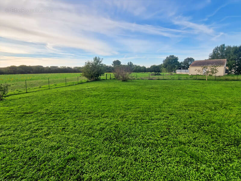 Maison à SAINT-SAVINIEN
