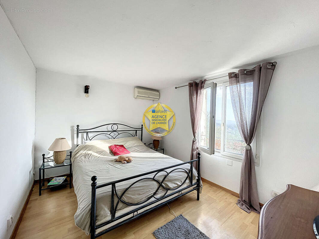 Maison à ROCHEFORT-DU-GARD