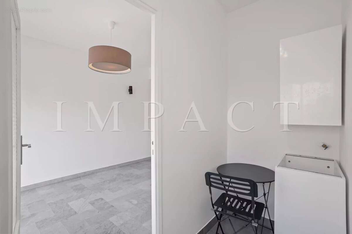 Appartement à LE CANNET