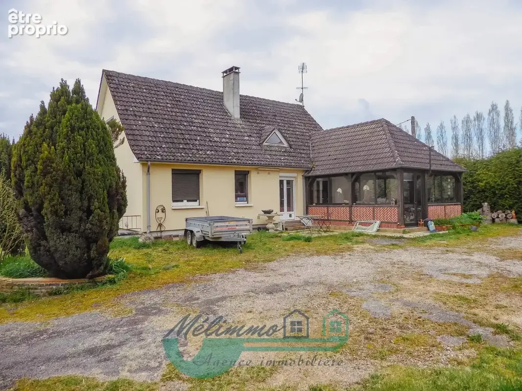 Maison à SAINT-SAUVEUR-EN-PUISAYE