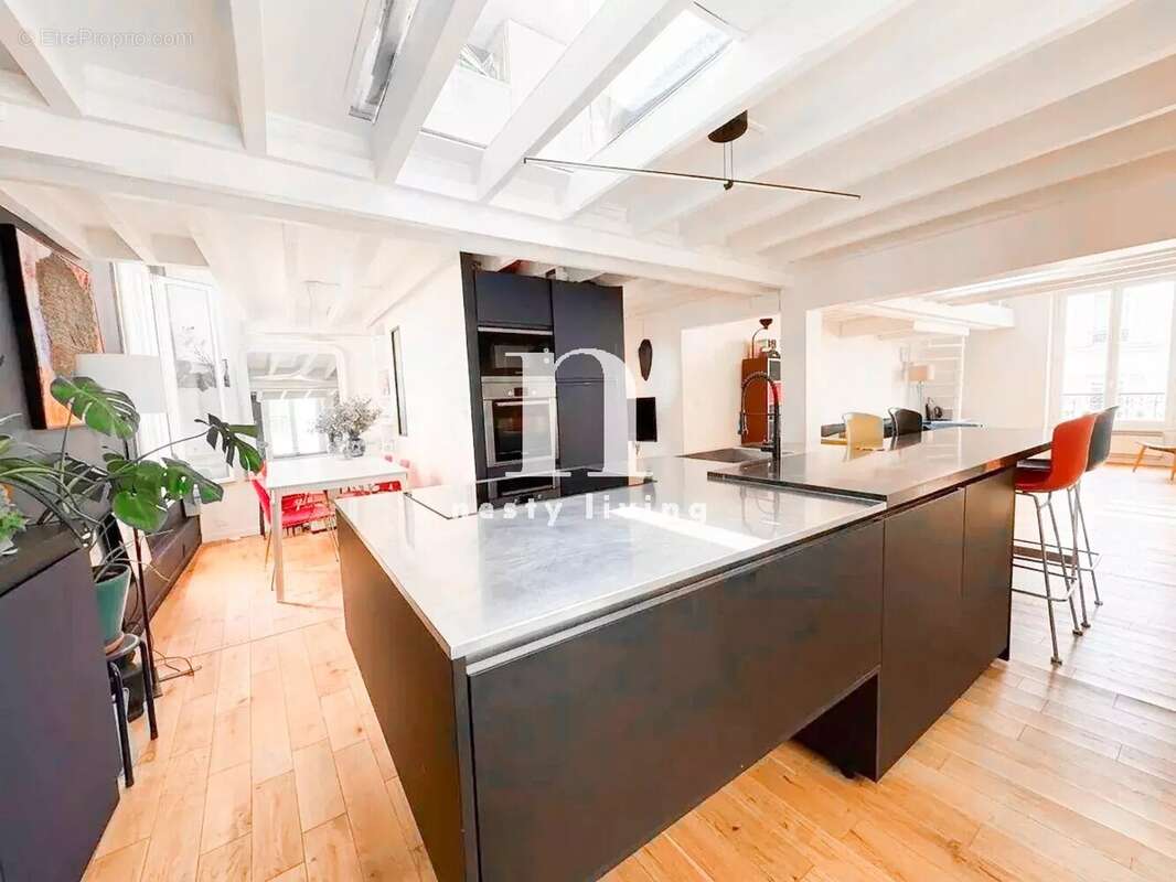 Appartement à PARIS-6E