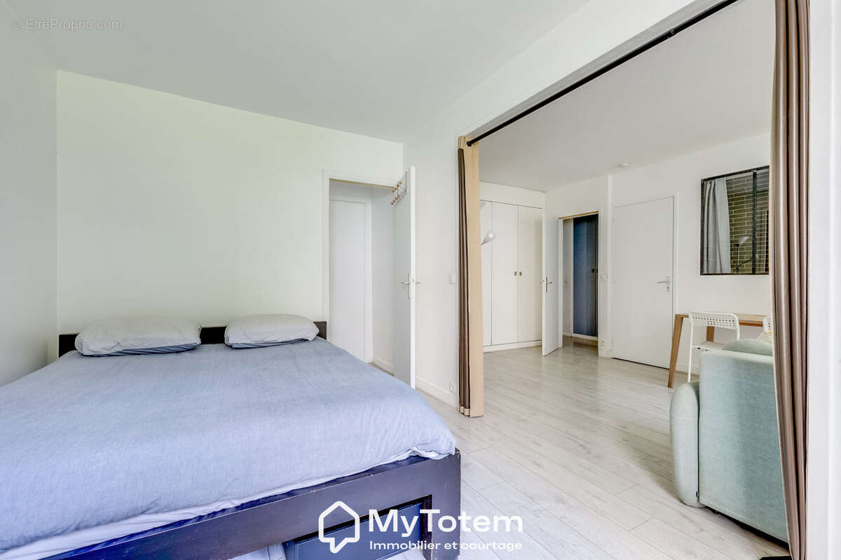 Appartement à PARIS-10E