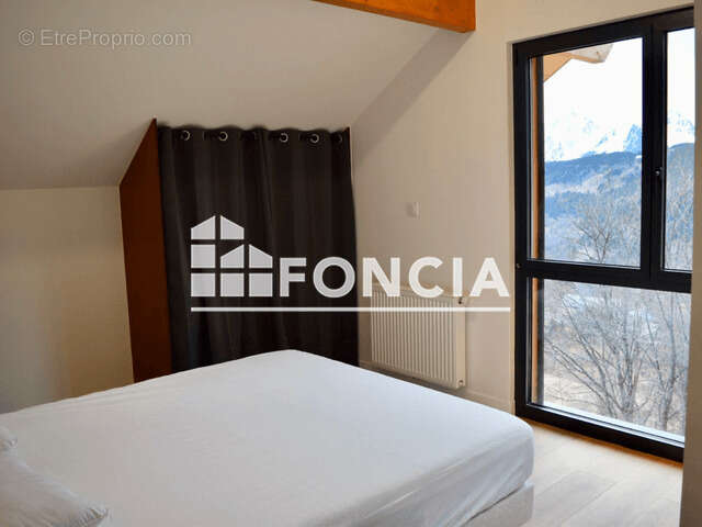 Appartement à SAINT-FRANCOIS-LONGCHAMP
