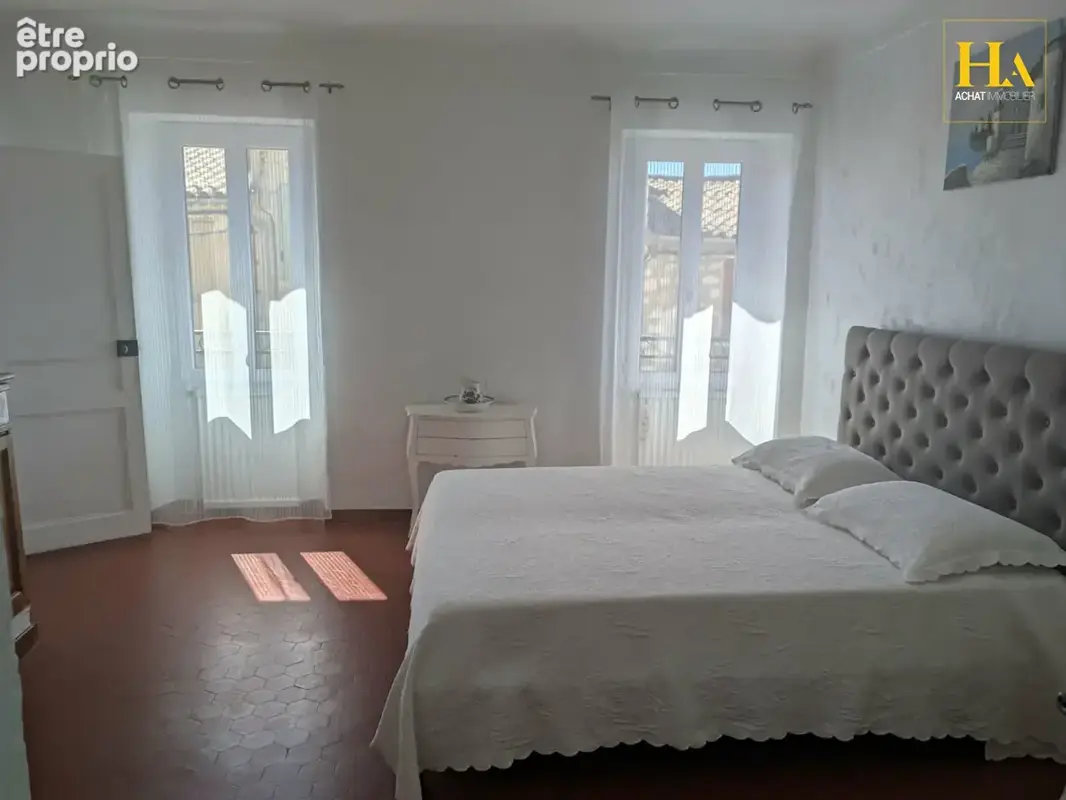 Immeuble / Maison de village au calme avec belle vue - photo 12