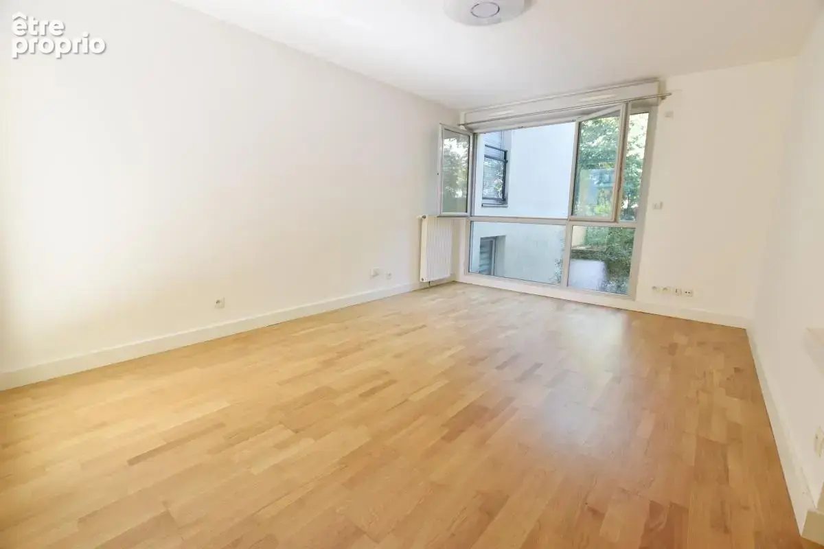 Appartement T2 À Vendre avec garage fermé / résidence sécurisée / parc arboré avec piscine - photo 6