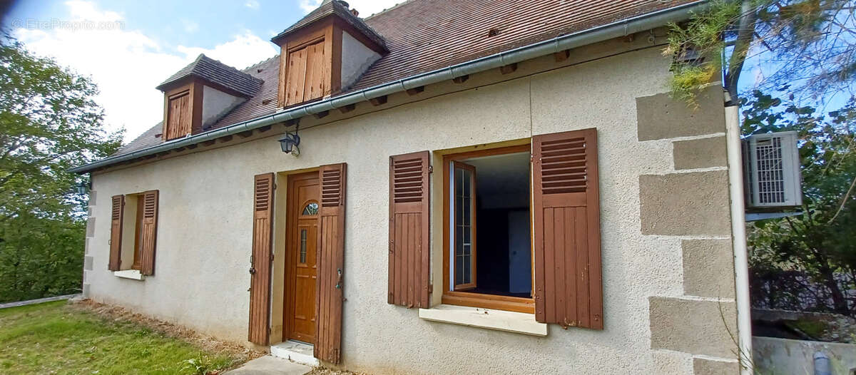 Maison à BOURBON-L&#039;ARCHAMBAULT