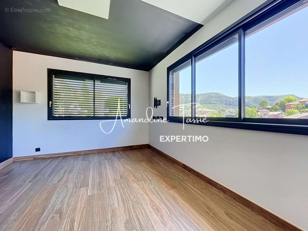 Maison ossature bois haut de gamme avec vue dominante   Classe A   4 chambres   Terrain de 528 m2 - photo 3