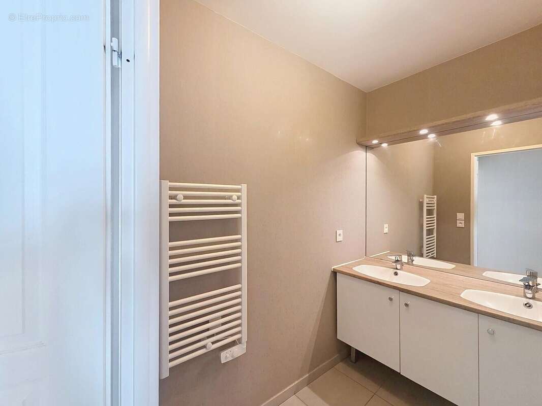 Photo 7 - Appartement à FONTAINE-LES-DIJON