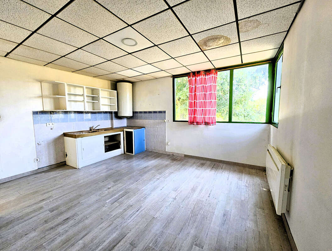 Bâtiment industriel de 543 m² ? Saint-Angel, - photo 4