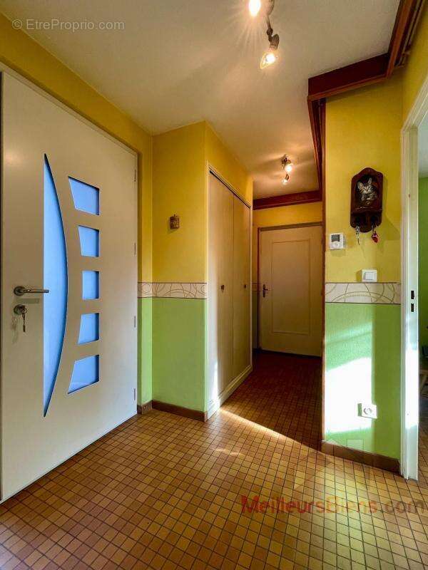 Maison à MESSIA-SUR-SORNE