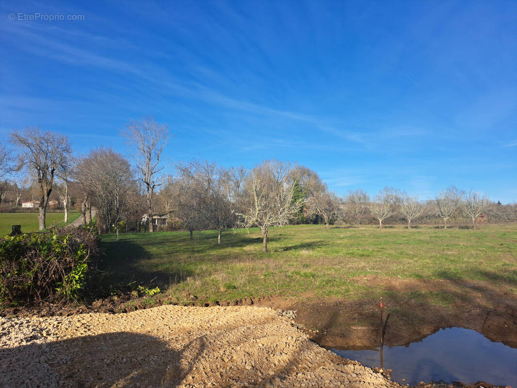 Terrain à PUYLAROQUE