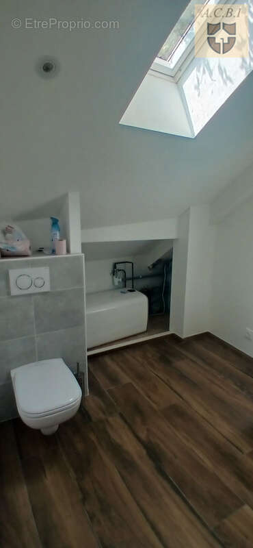 Cave troglodyte aménagée pour réceptions ( 70 personnes ) avec habitation indépendante - photo 12