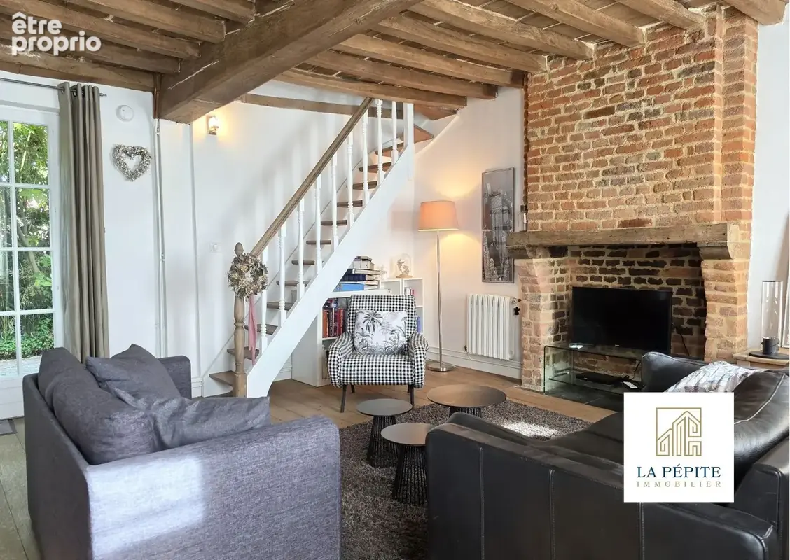 Maison de 200m2 - 6 pièces - 3 chambres et un studio indépendant - une beauté avesnoise - photo 2