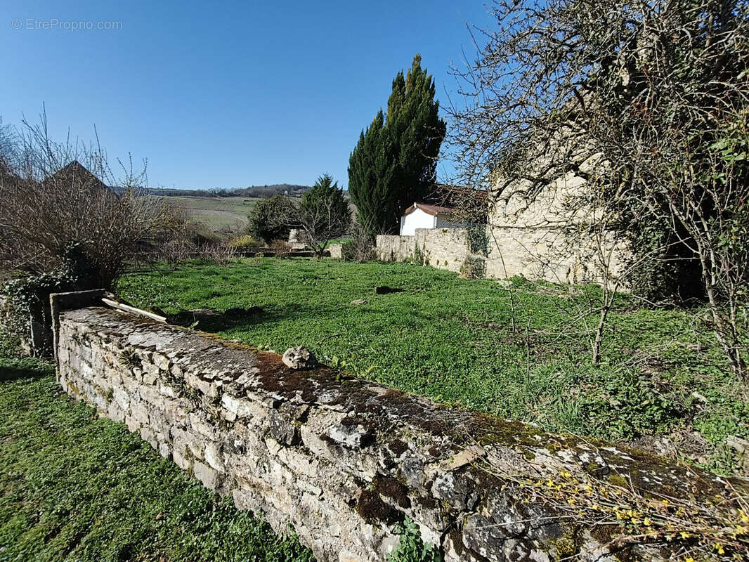 Maison à BUXY