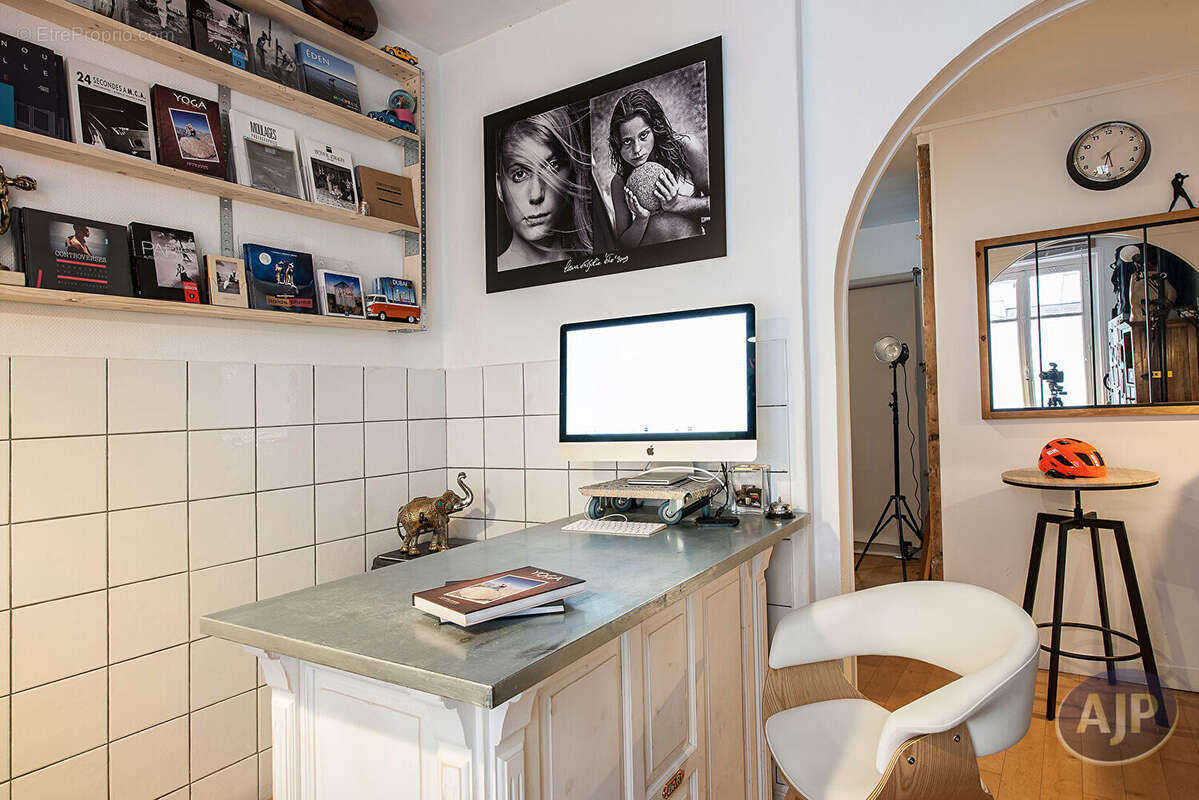 Rez-de-cour - Studio comme un deux pièces - photo 3